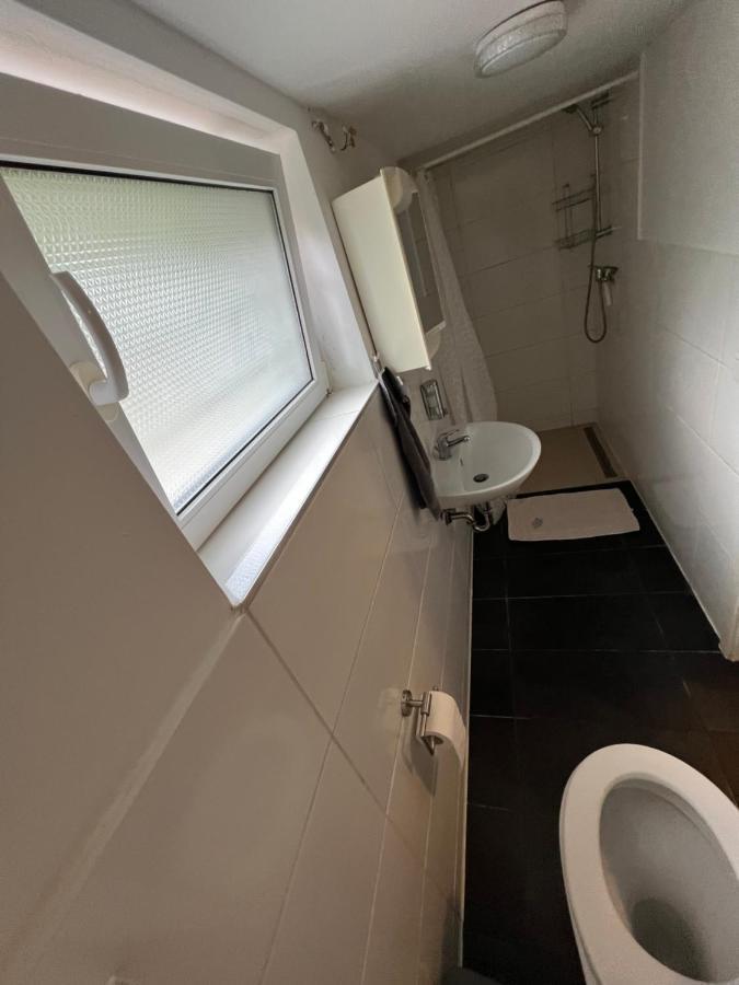 1 Room Hannover Ngoại thất bức ảnh